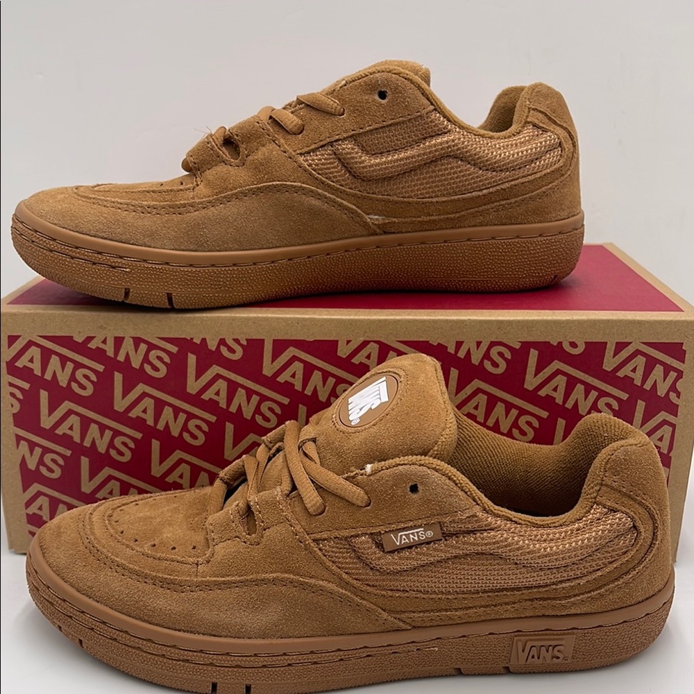 Vans WMNS Speed Ls Chipmunk
VN000CTNGWT Sneakers Mono - Picture 2 of 16
